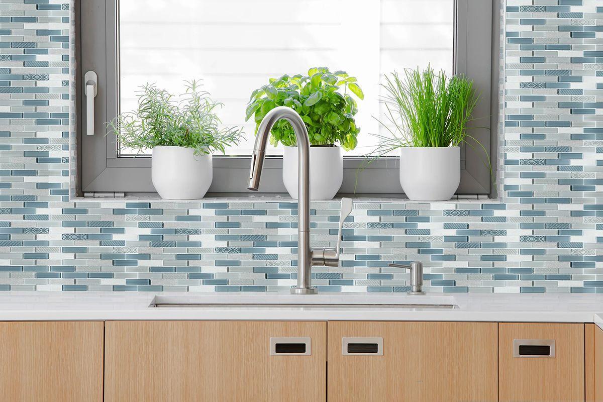 Volare Glass and Porcelain Mosaic Tile Image